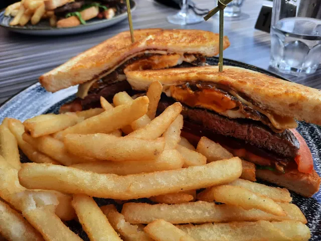 Broncos Club
