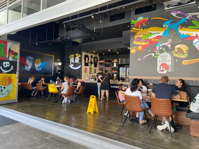 Burger Urge (DFO Brisbane Airport)