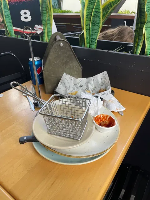 Burger Urge (DFO Brisbane Airport)