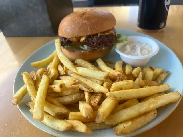 Burger Urge (DFO Brisbane Airport)