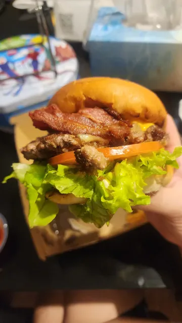 Burger Urge (Windsor)
