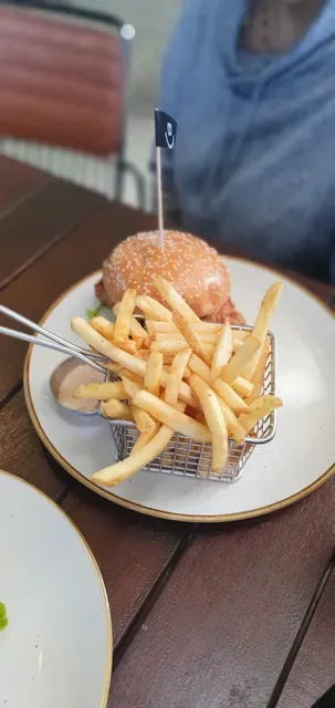 Burger Urge (Windsor)