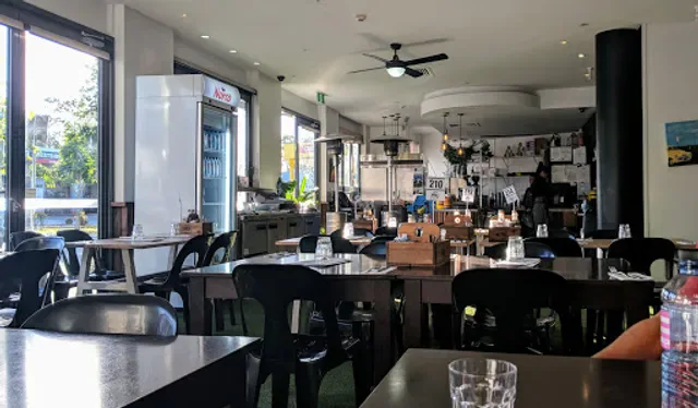 Café 63 Graceville