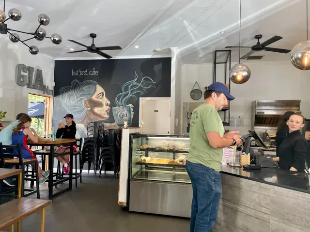 Cafe Gia