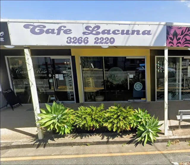Cafe Lacuna
