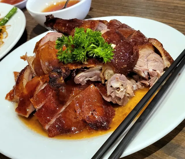 Calamvale BBQ & Chinese Restaurant (新樂園飯店)