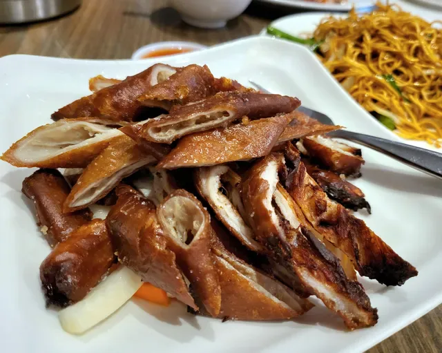 Calamvale BBQ & Chinese Restaurant (新樂園飯店)