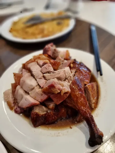 Calamvale BBQ & Chinese Restaurant (新樂園飯店)