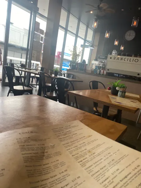 Capacillios Cafe