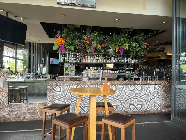 Carindale Hotel