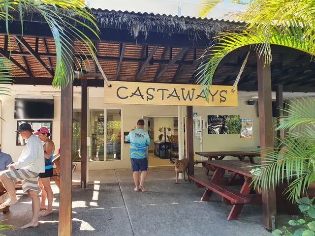 Castaways Moreton Island