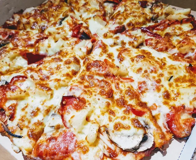 Castello Pizza & Gelato