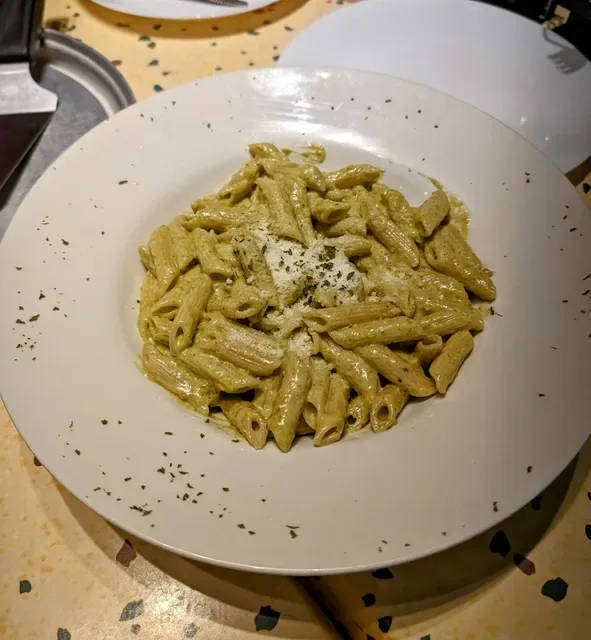 Castello Pizza & Gelato