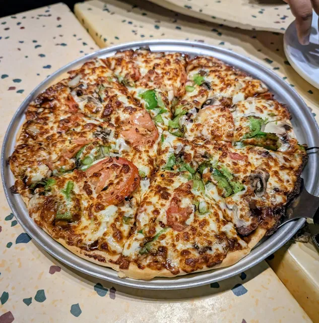 Castello Pizza & Gelato