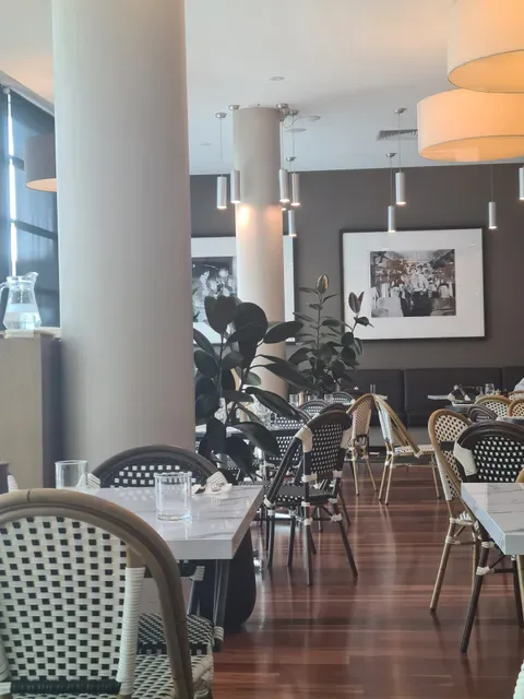 Catalina Restaurant