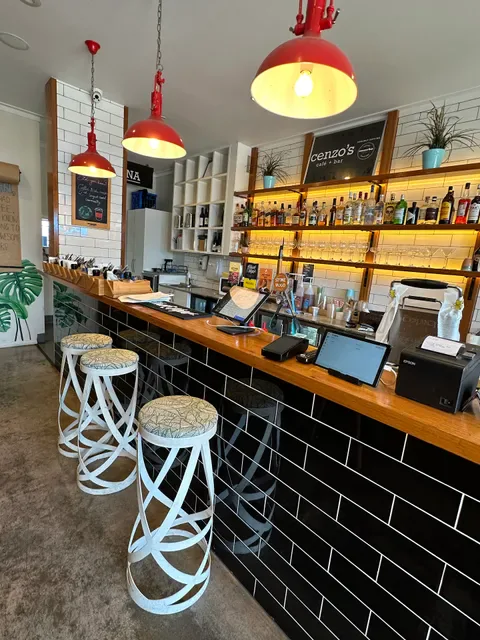 Cenzo's Cafe + Bar