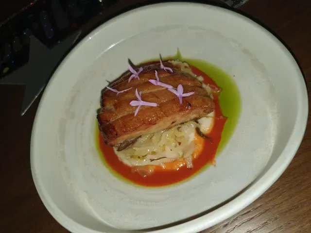 C'est Bon Restaurant & Le Bon Bar