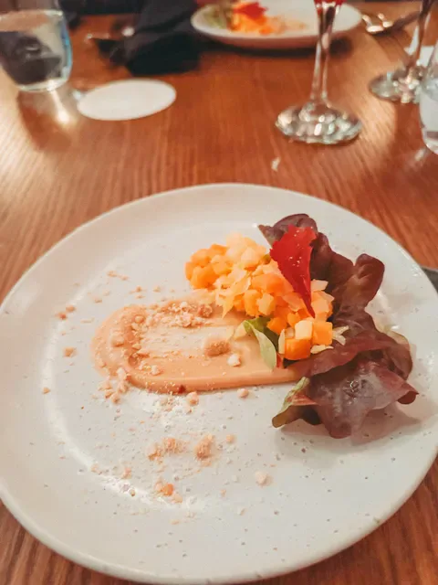 C'est Bon Restaurant & Le Bon Bar