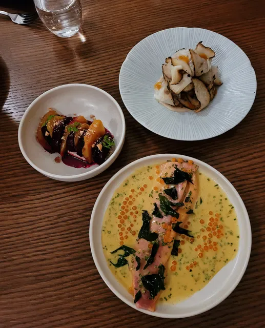 C'est Bon Restaurant & Le Bon Bar