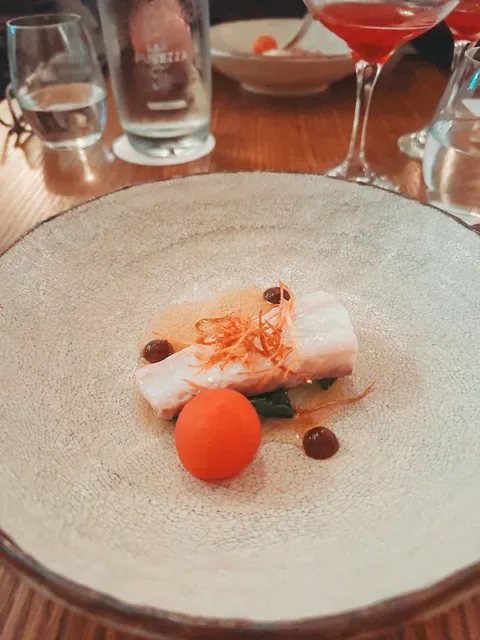 C'est Bon Restaurant & Le Bon Bar