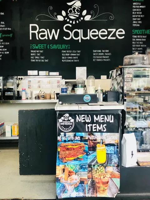 Charlie's Raw Squeeze Clayfield