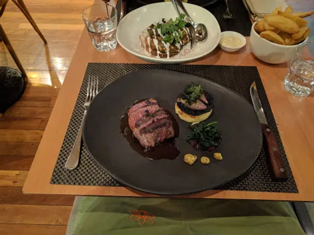 Cinco Bistro