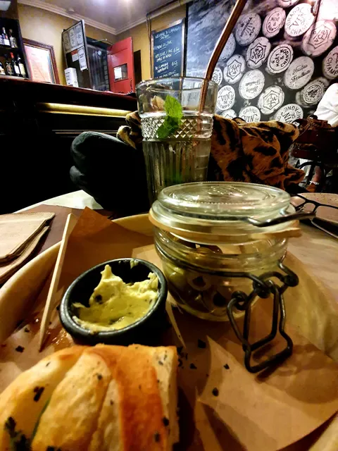 CJ's Wine Bar
