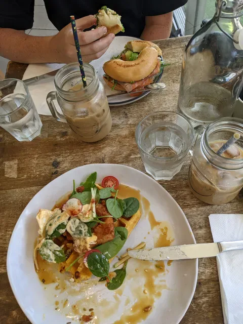 Clay Cafe