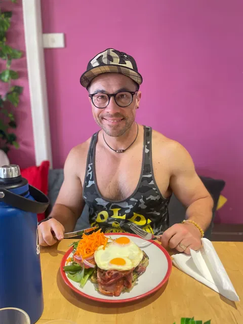 Colossal Cafe