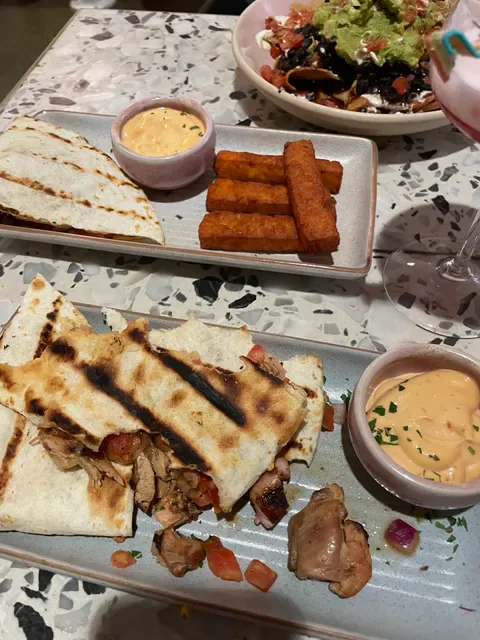 Comuna Cantina Everton Park