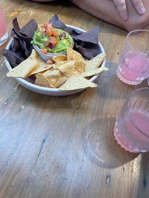 Comuna Cantina Everton Park