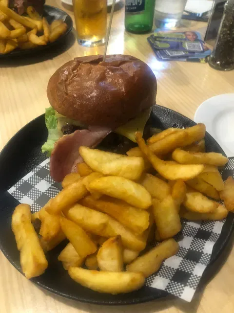 Corinda Tavern
