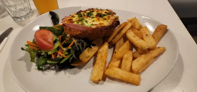 Corinda Tavern