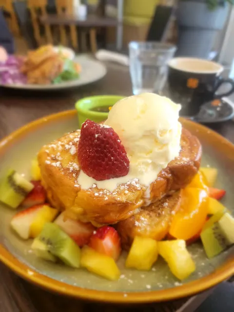 Corner Cafe 26