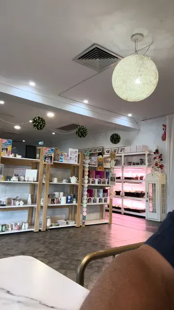 Cream House Cafe