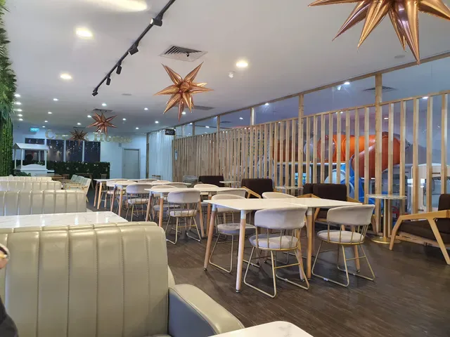 Cream House Cafe