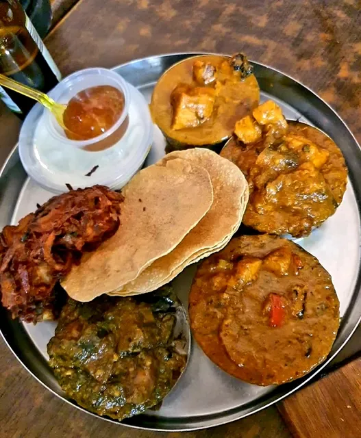 Curryville Indian Restaurant - Indian restaurant in Morningside QLD
