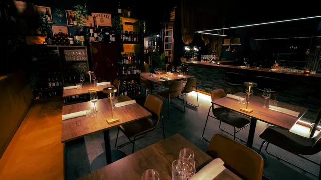 D.vino Italian Restaurant & Wine Bar I Bistro & Vinoteca