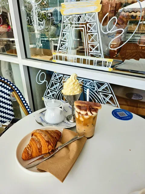 Darvella Patisserie