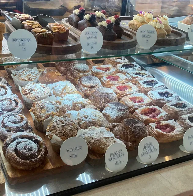 Darvella Patisserie