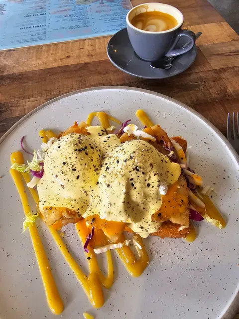 Deedot Coffee House