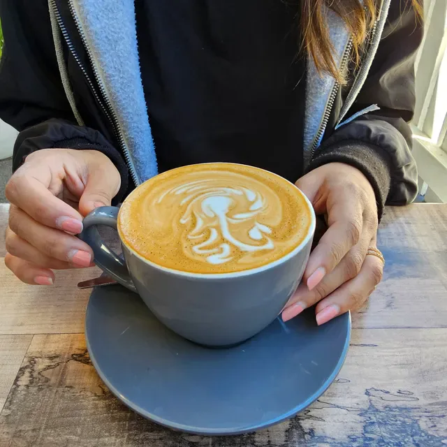 Deedot Coffee House