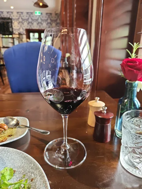 Deery's Restaurant | steak + wine