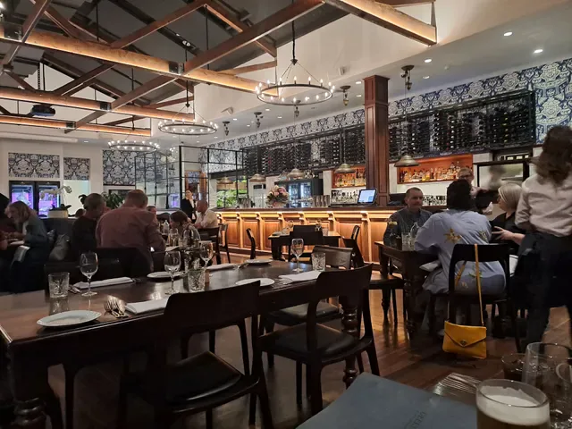 Deery's Restaurant | steak + wine