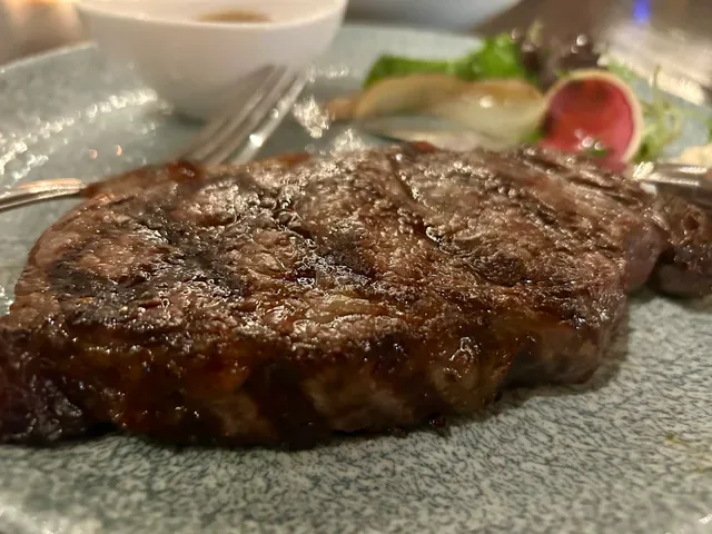 Deery's Restaurant | steak + wine