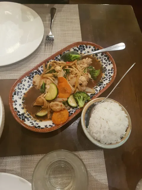 Dok Bua Thai Kitchen