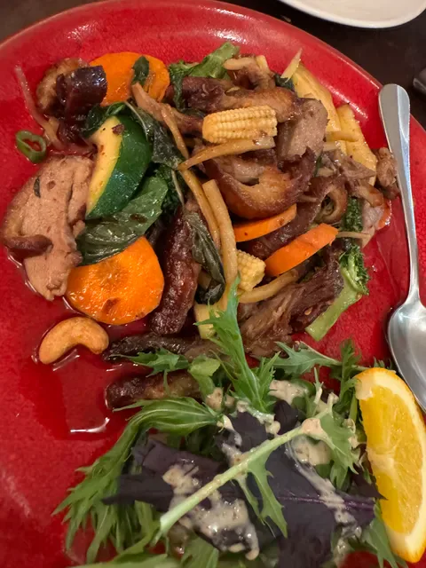 Dok Bua Thai Kitchen