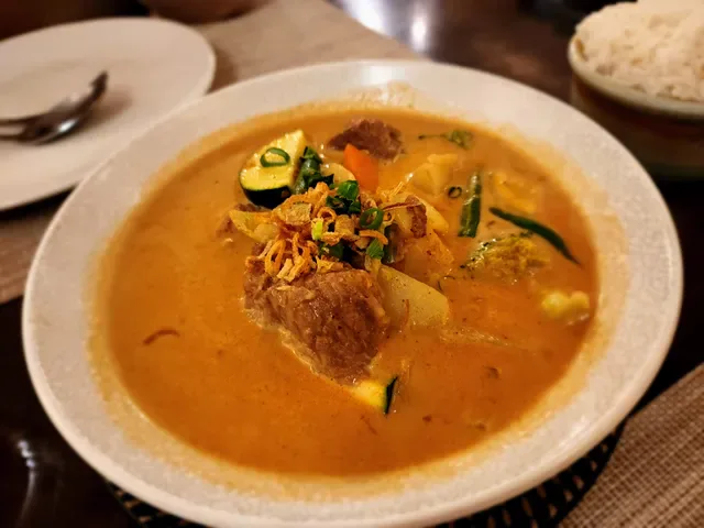 Dok Bua Thai Kitchen