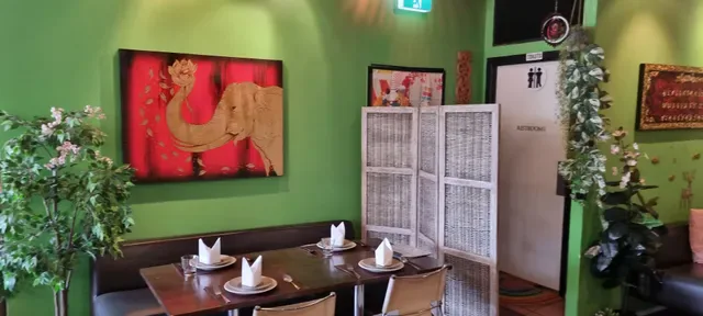 Dok Bua Thai Kitchen