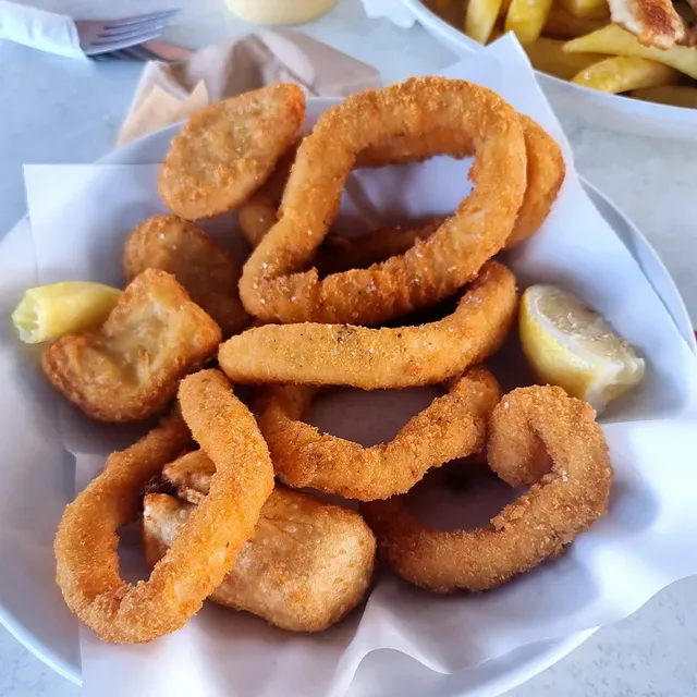 Doug's Seafood Cafe